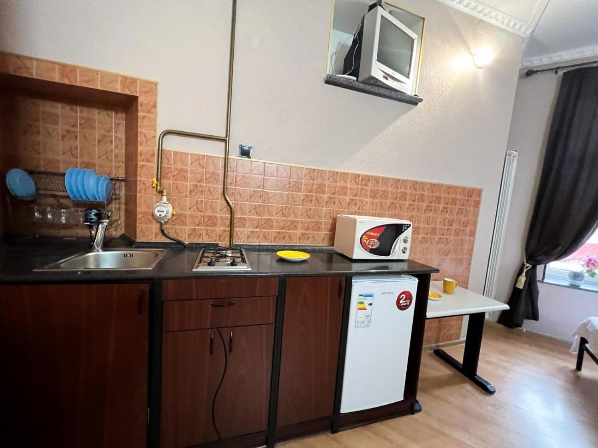 Apartment In The Historic Center Kiev Bagian luar foto