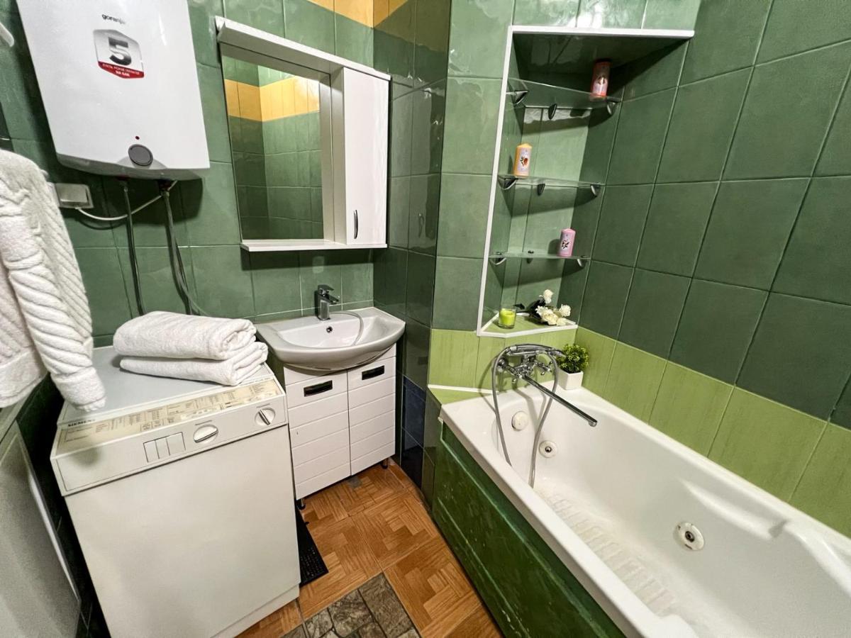 Apartment In The Historic Center Kiev Bagian luar foto